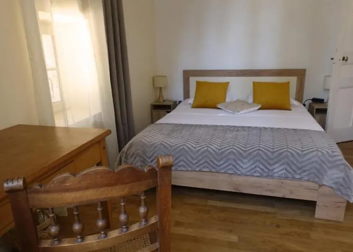 La Tour De Coron Maison d'hôtes 3*