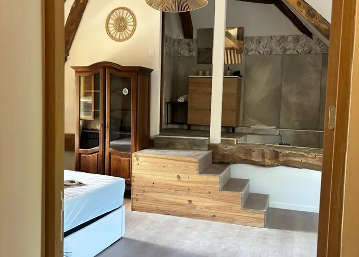 La Tour De Coron Maison d'hôtes 3*
